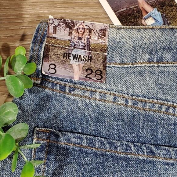 Rewash distressed raw hem Medium Wash denim Mini skirt size 28 New - Picture 5 of 9